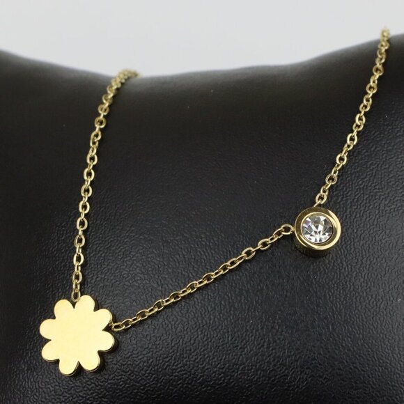 Elegant Yellow Gold Flower Charm Necklace, XPNL0360 - Picture 1 of 12